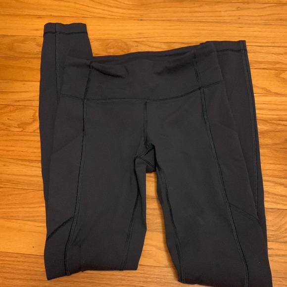 lululemon leggings - Picture 2 of 2